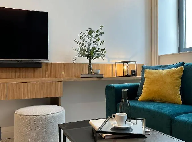 Fesh Lofts, 10min To Center, Ac & Kitchen Vienna