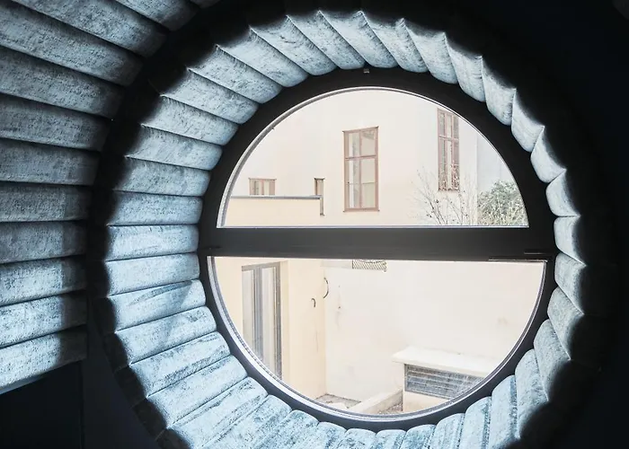 Aparthotel Fesh Lofts, 10min To Center, Ac & Kitchen 4*