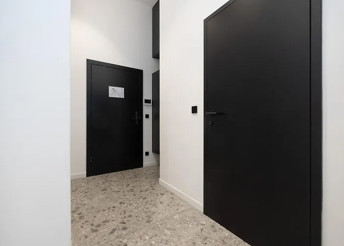 Aparthotel Fesh Lofts, 10min To Center, Ac & Kitchen 4*