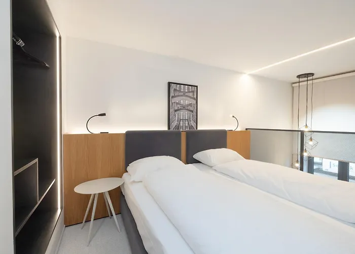 Fesh Lofts, 10min To Center, Ac & Kitchen Aparthotel