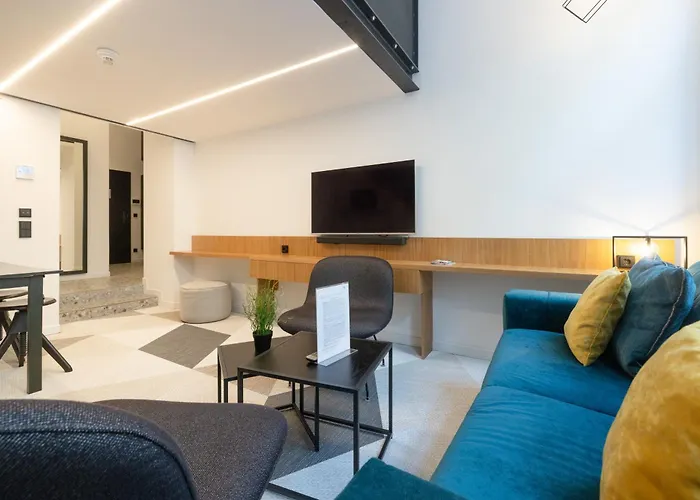 Fesh Lofts, 10min To Center, Ac & Kitchen 4* Vienna